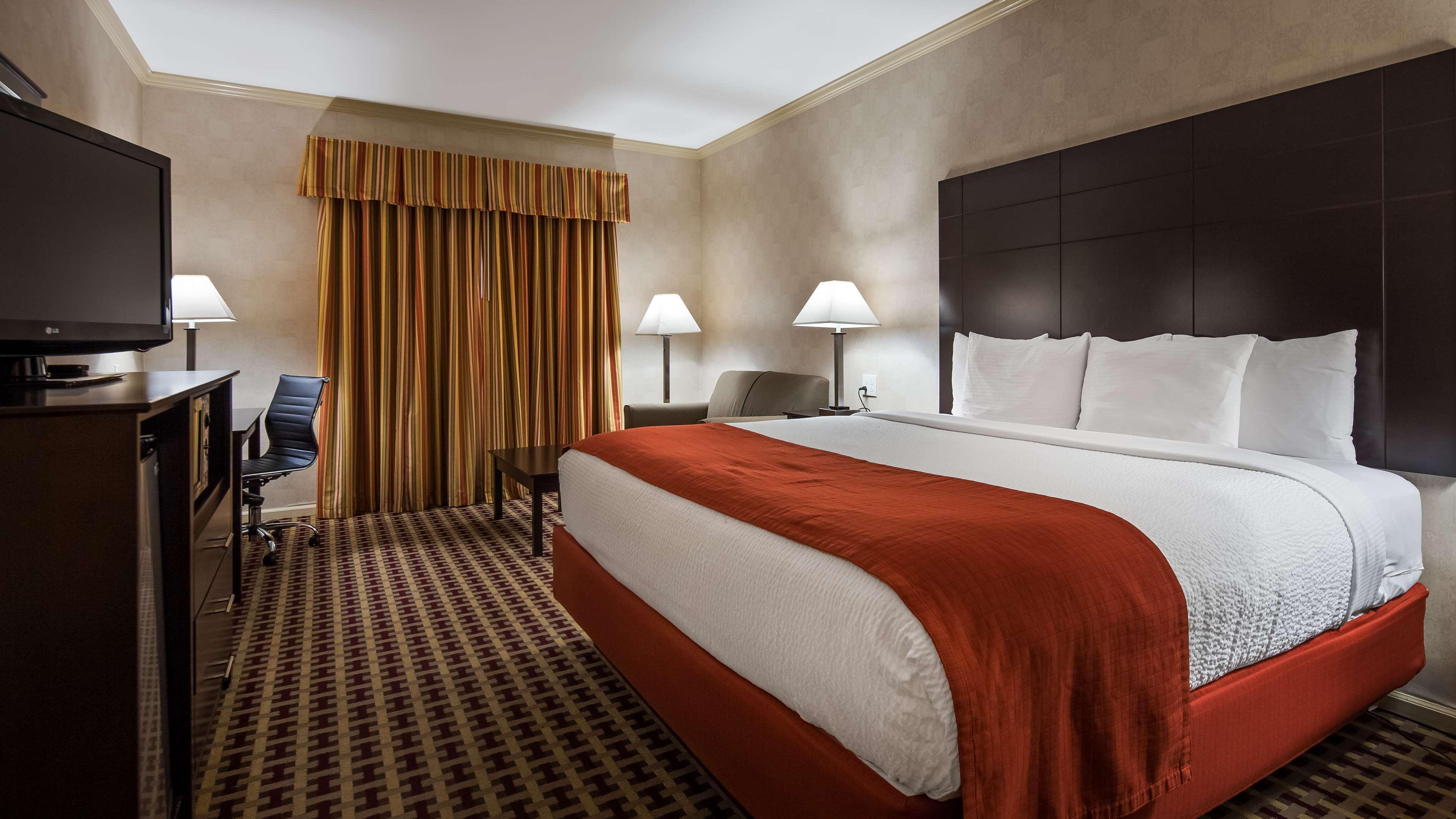 Best Western Brentwood Bagian luar foto