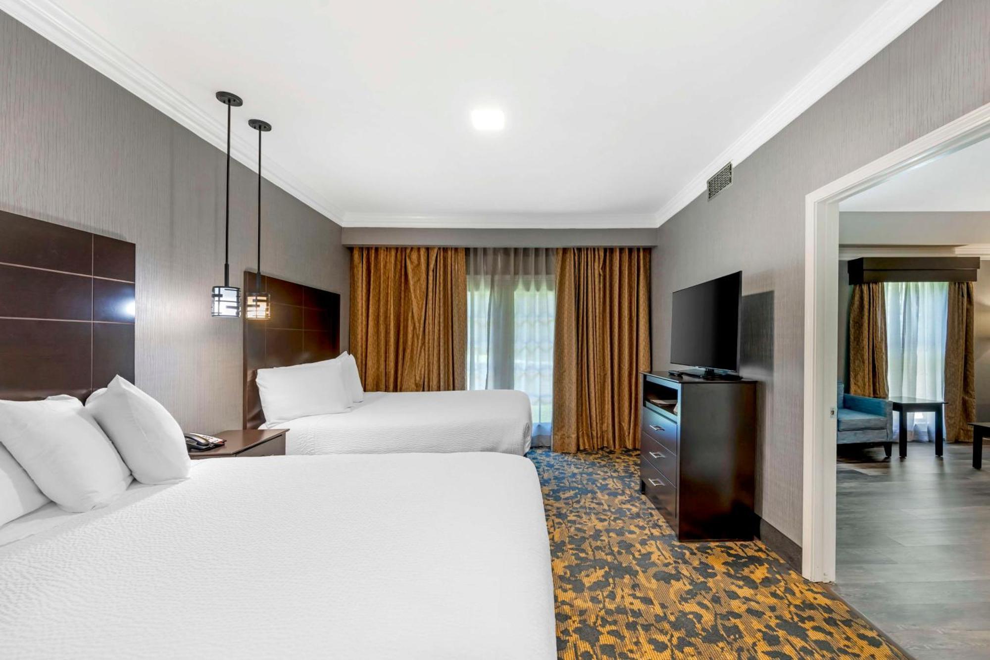Best Western Brentwood Bagian luar foto